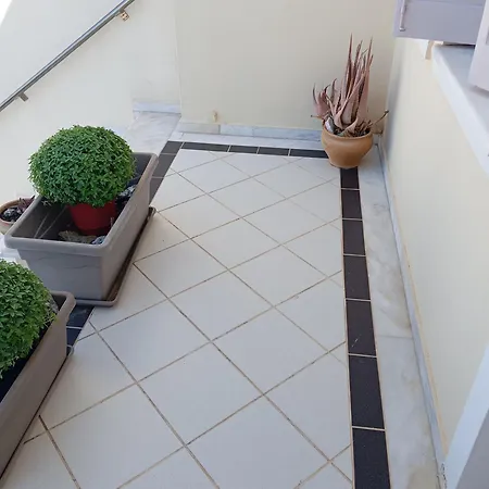Sophisticated House Nyaraló